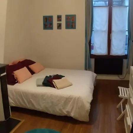 Cosy 1 Bedroom Flat In The Marais *